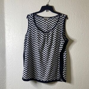 Roz & Ali Black and White Chevron Tank Top
